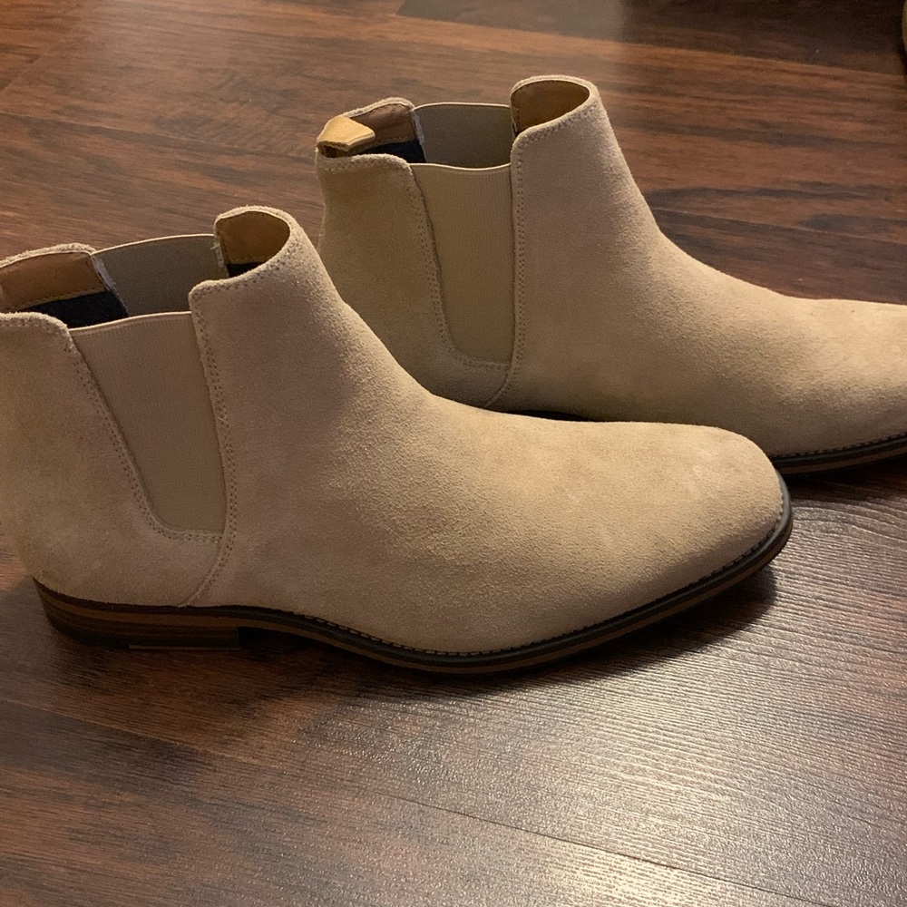 Men’s new Sonoma Chelsea boots size 10.5